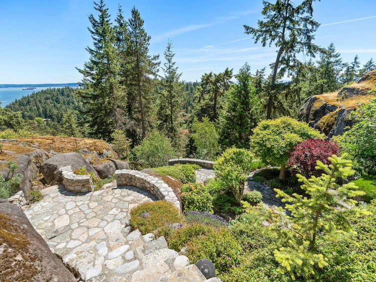 4936 Meadfeild Road, West Vancouver, BC, V7W 3J8 - 32