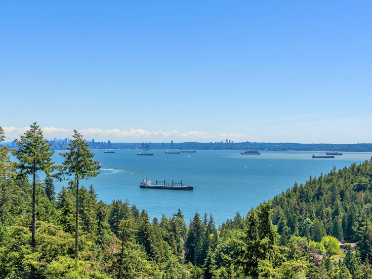 4936 Meadfeild Road, West Vancouver, BC, V7W 3J8 - 2
