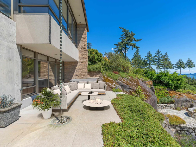 4936 Meadfeild Road, West Vancouver, BC, V7W 3J8 - 29