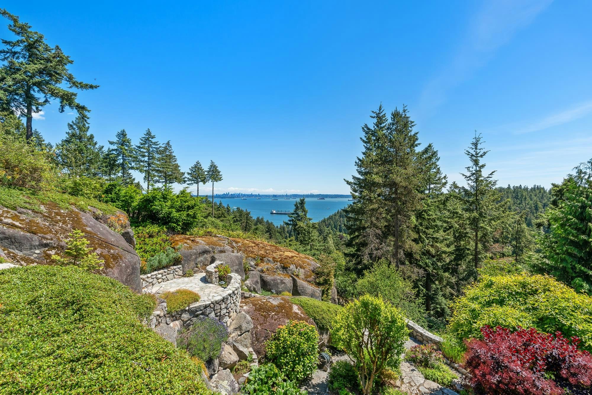 4936 Meadfeild Road, West Vancouver, BC, V7W 3J8 - 31