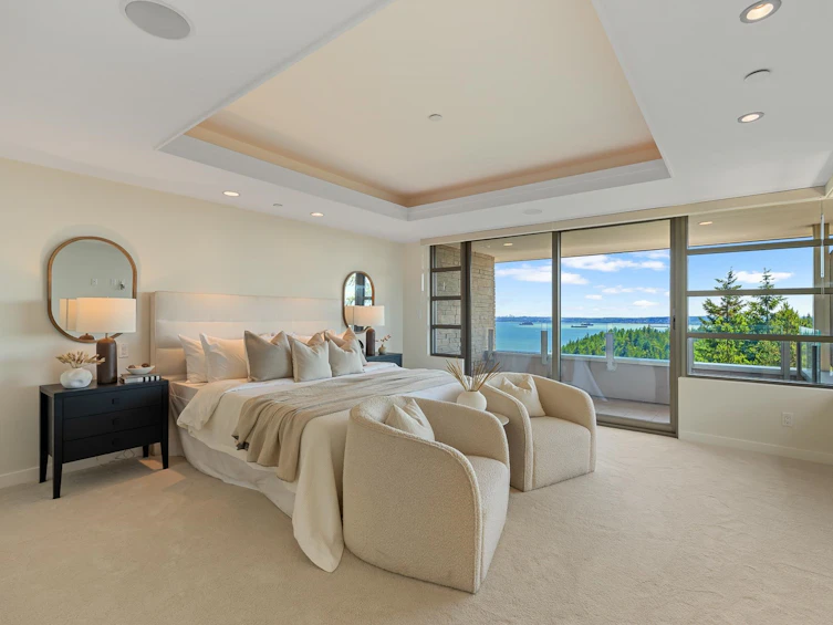 4936 Meadfeild Road, West Vancouver, BC, V7W 3J8 - 9