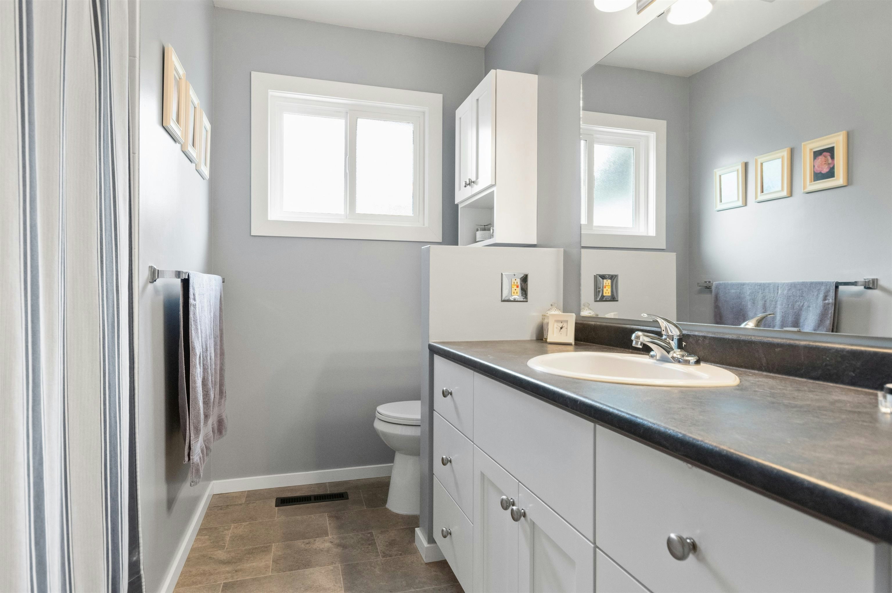 630 Hazel Street, Hope, BC, V0X 1L0 - 14