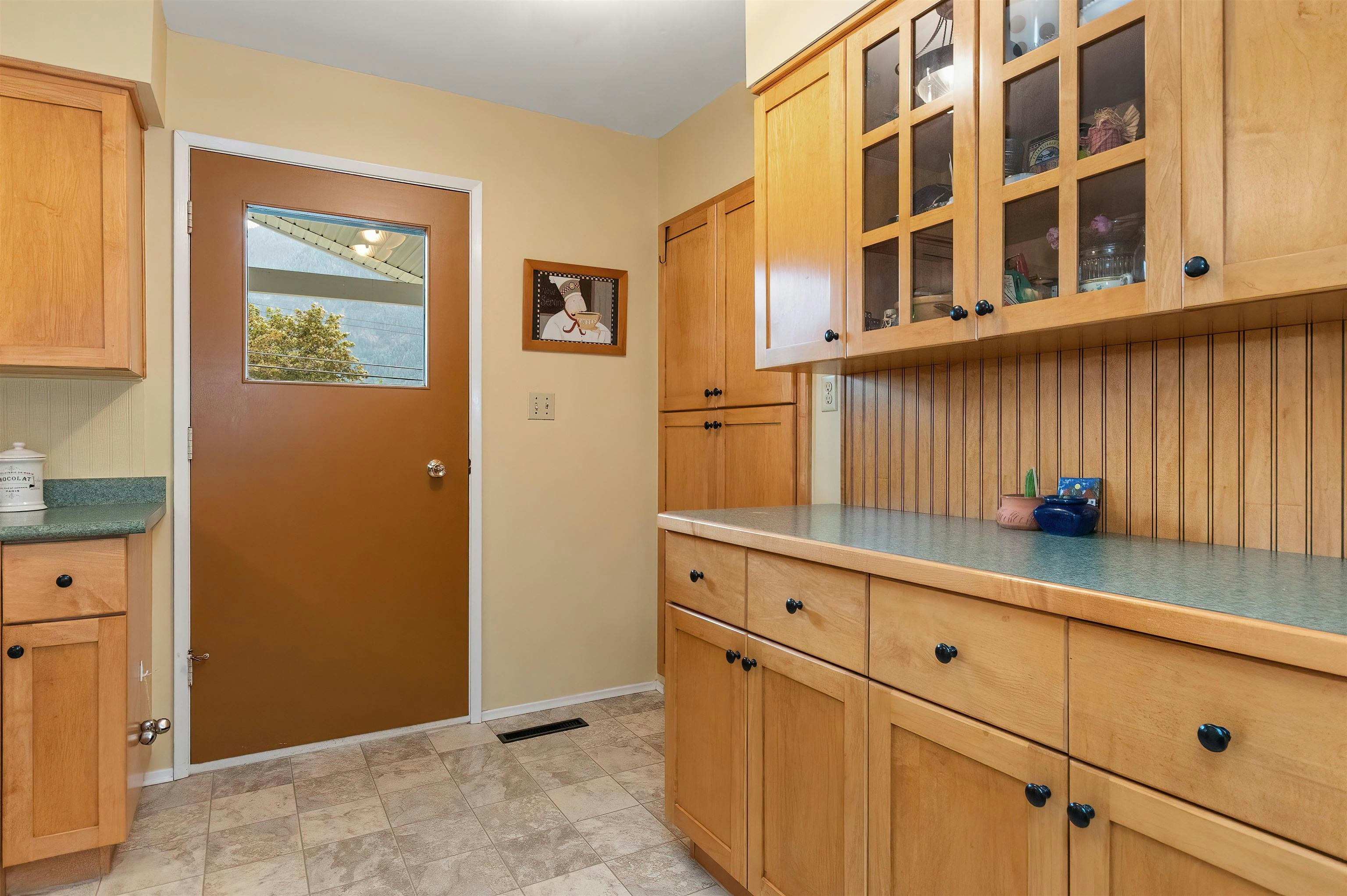 630 Hazel Street, Hope, BC, V0X 1L0 - 12