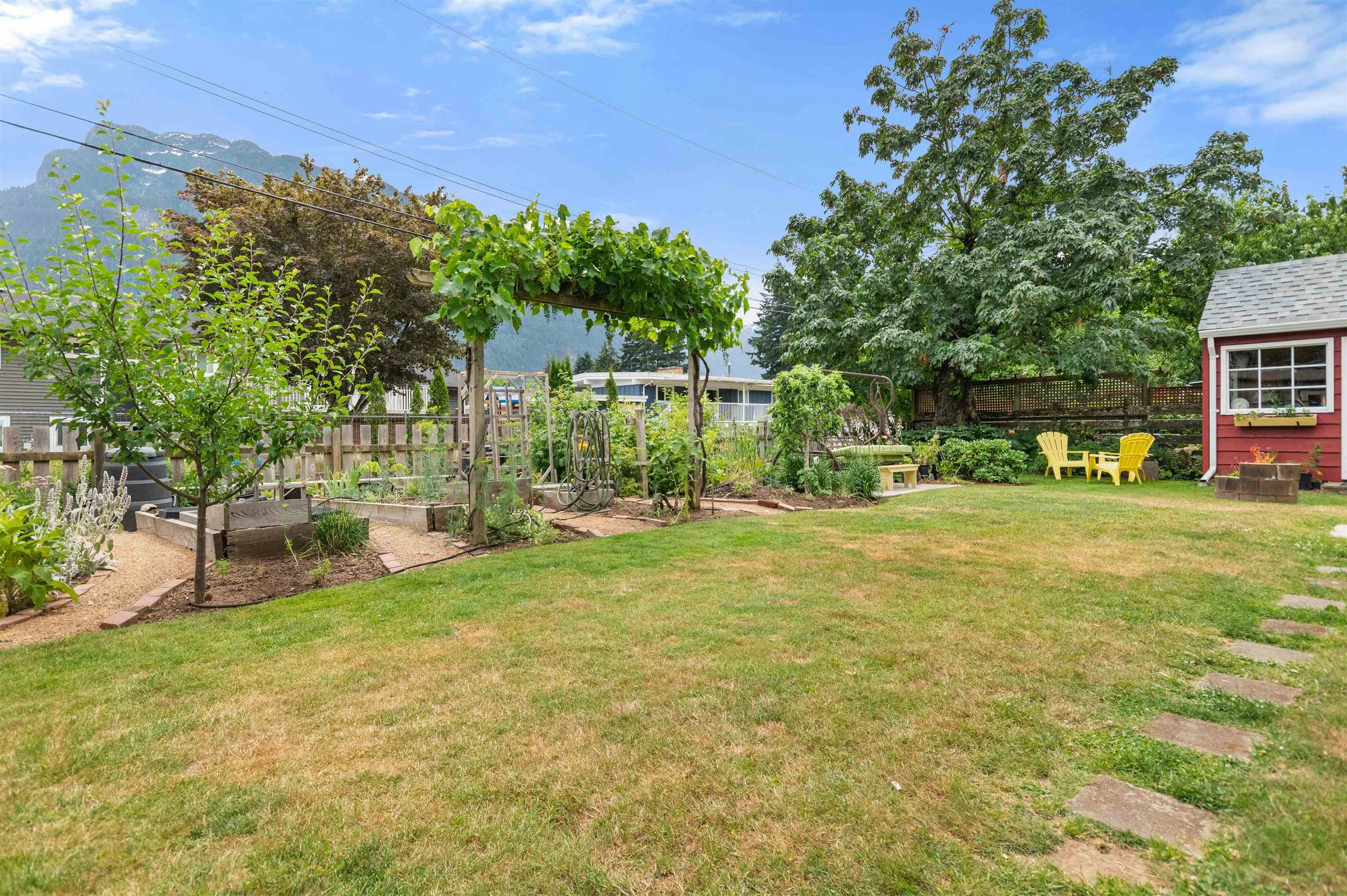 630 Hazel Street, Hope, BC, V0X 1L0 - 37