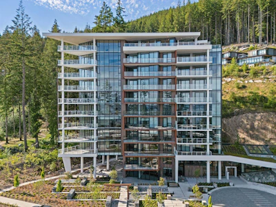 1100-3963 Uplands Way - 3