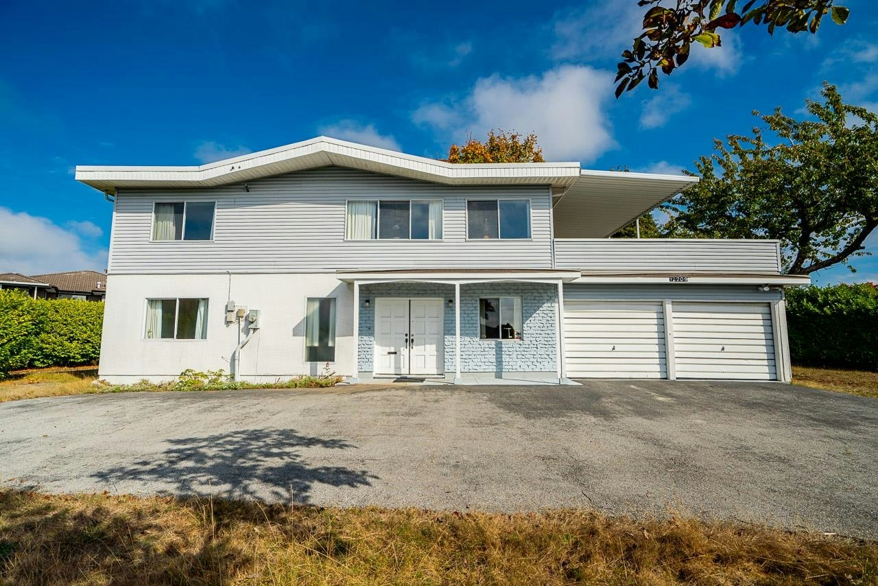 12209 64 Avenue, Surrey, BC, V3W 1W6