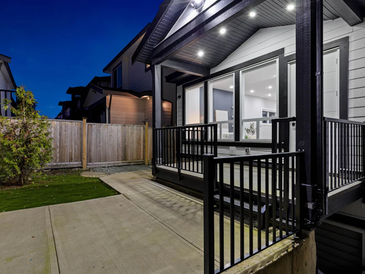 16717 15a Avenue, Surrey, BC, V3S 9X7 - 32