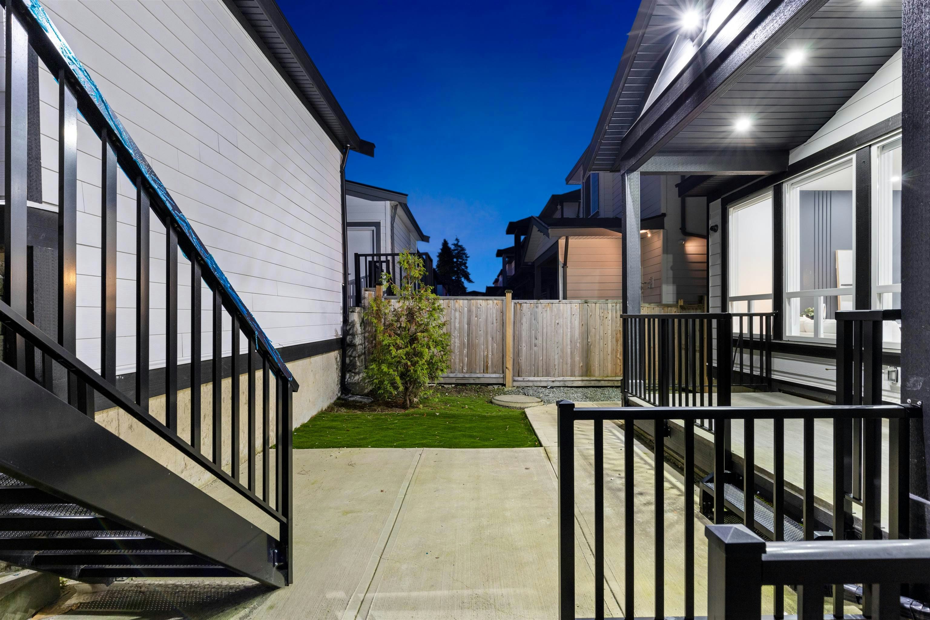 16717 15a Avenue, Surrey, BC, V3S 9X7 - 33