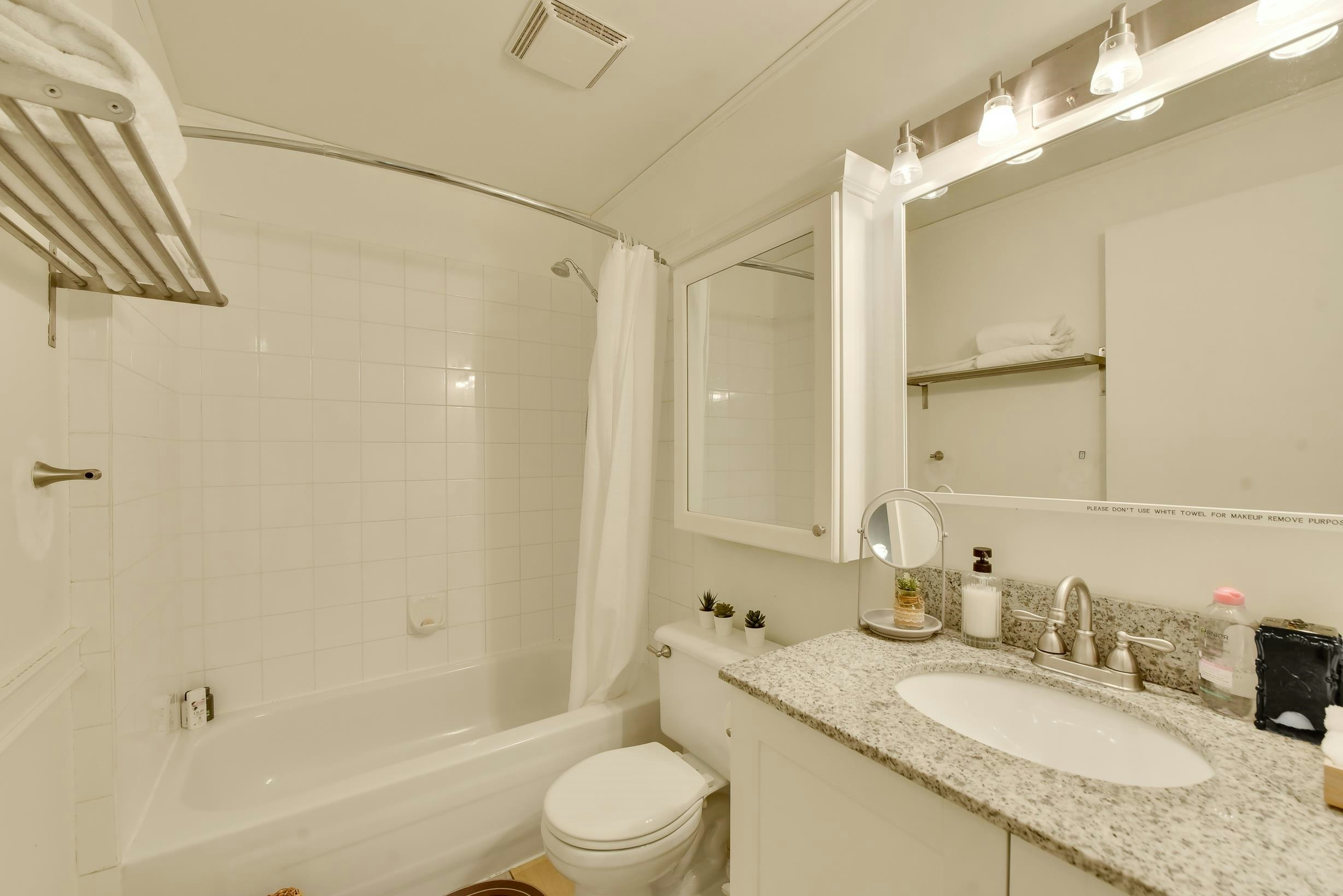 305-350 E 2nd Avenue, Vancouver, BC, V5T 4R8 - 19