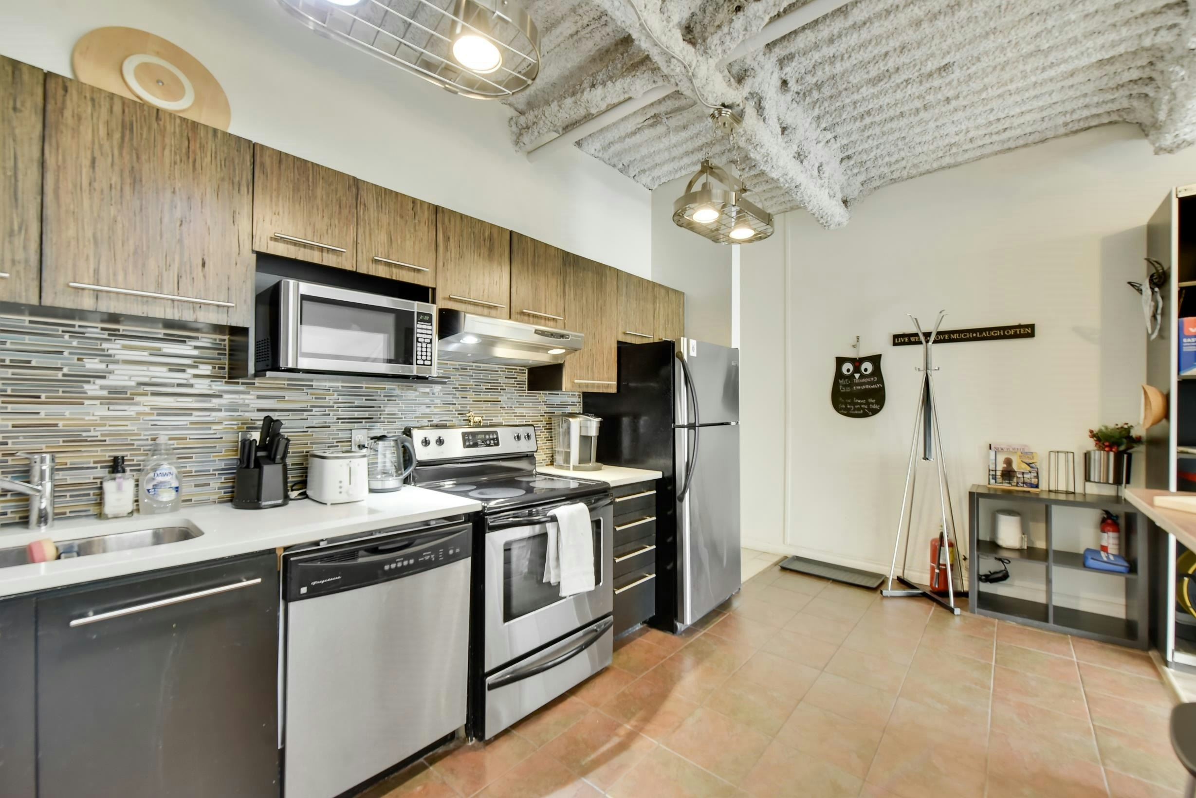 305-350 E 2nd Avenue, Vancouver, BC, V5T 4R8 - 16