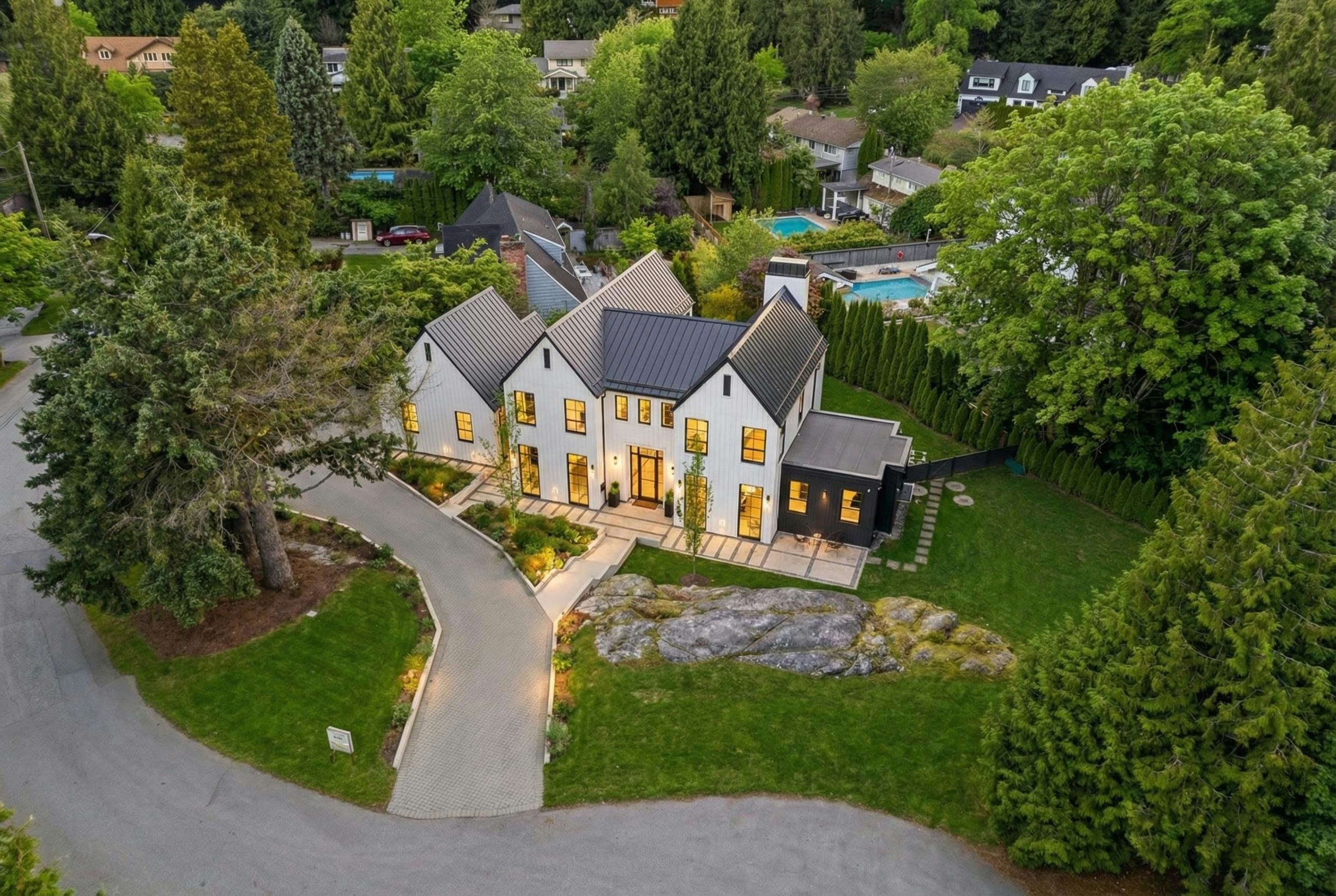 4050 Ripple Place, West Vancouver, BC, V7V 3L4 - 3