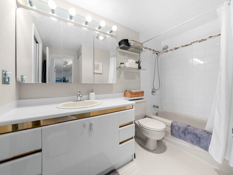 204-150 E 5th Street, North Vancouver, BC, V7L 1L5 - 33