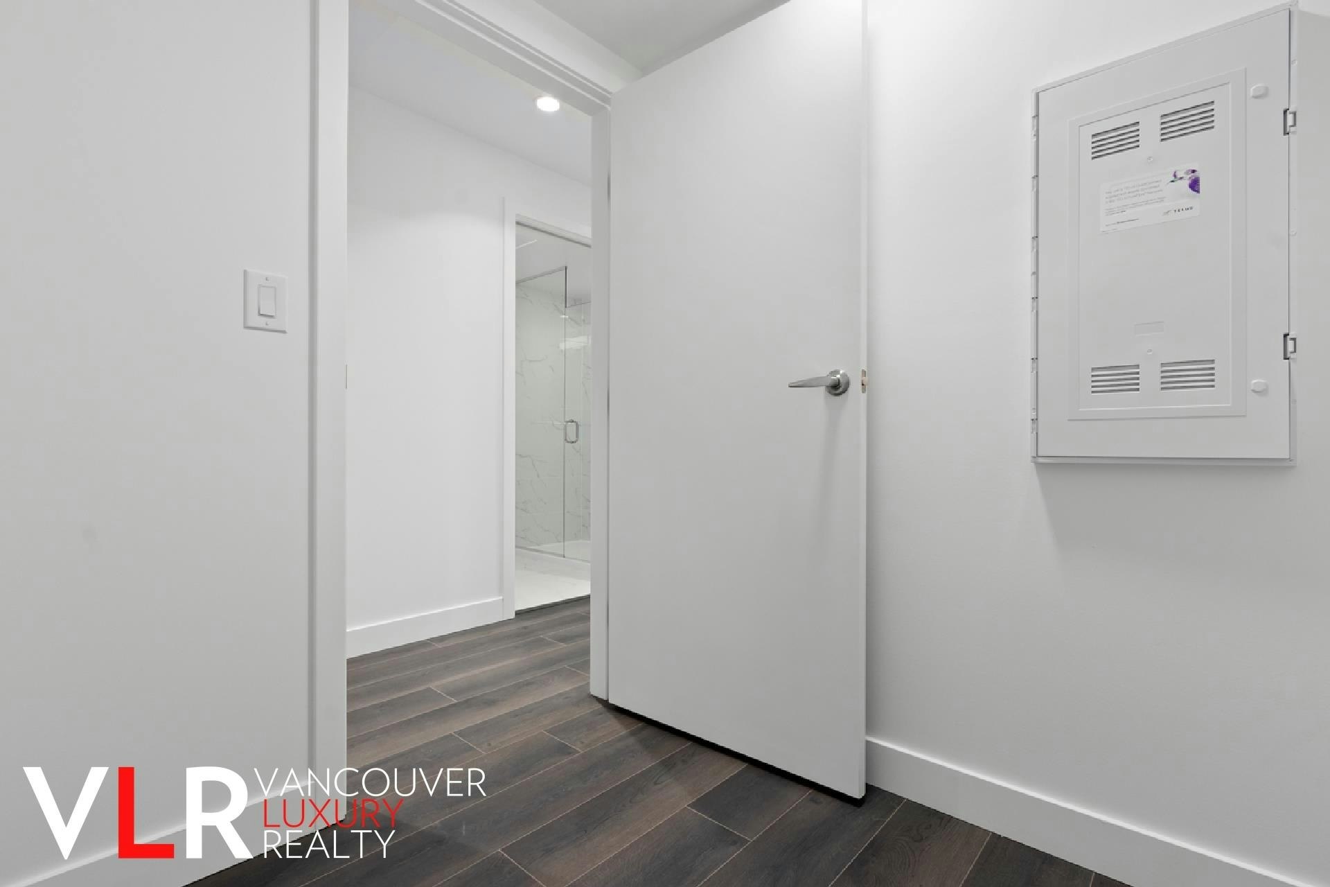 1206-8188 Fraser Street, Vancouver, BC, V5X 2T7 - 13
