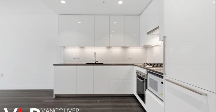 1206-8188 Fraser Street, Vancouver, BC, V5X 2T7 - 3