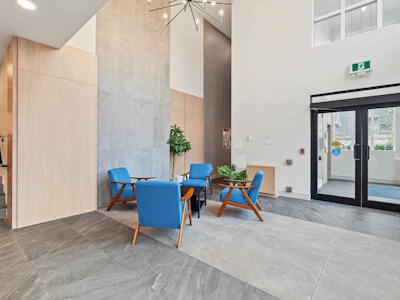 602-13458 95 Avenue - 5