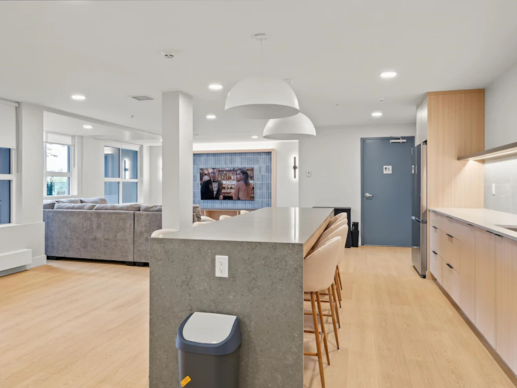 602-13458 95 Avenue, Surrey, BC, V3V 0H1 - 8