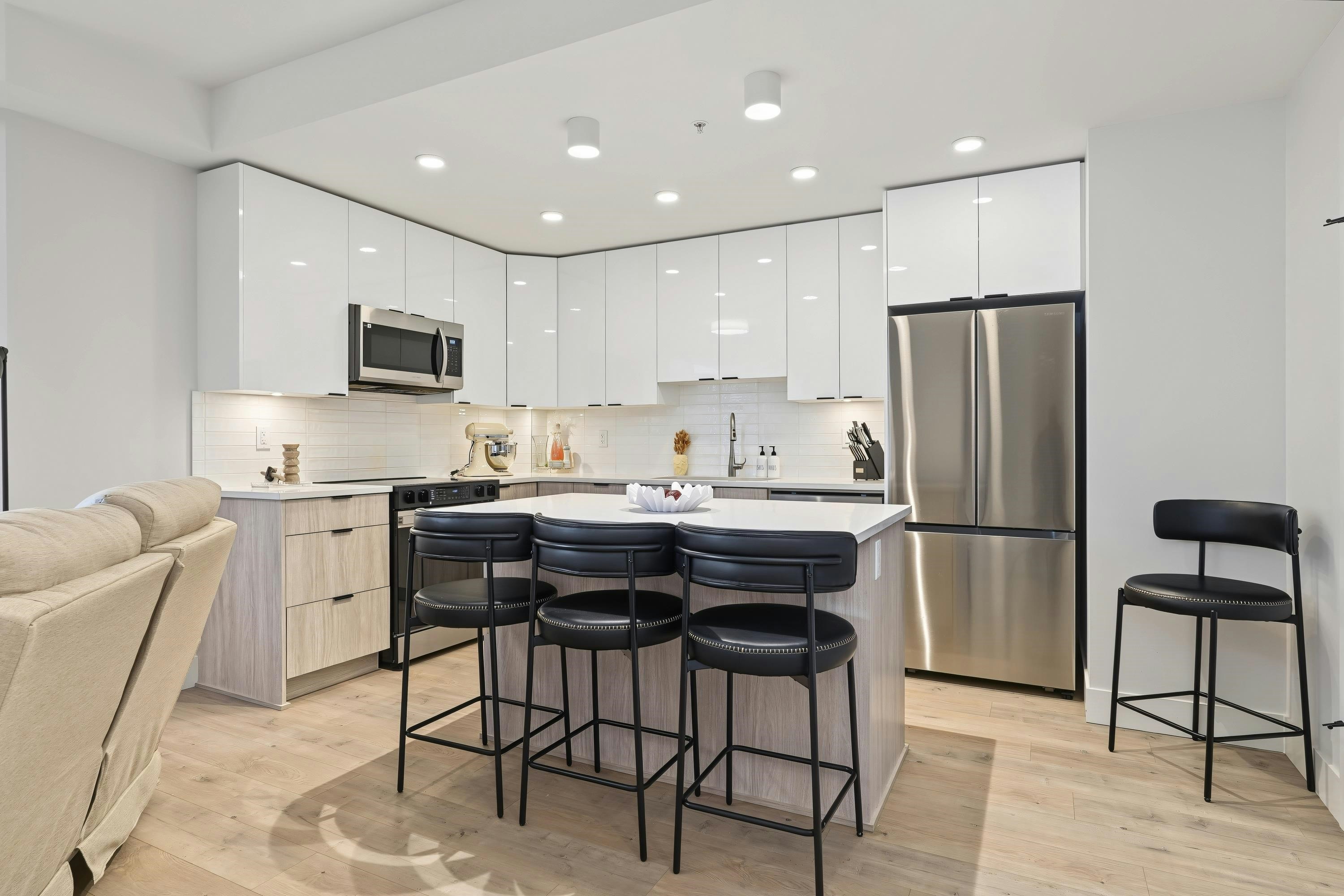 602-13458 95 Avenue, Surrey, BC, V3V 0H1 - 12