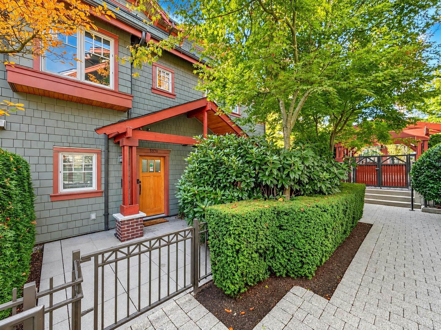5978 Oak Street, Vancouver, BC, V6M 2W2