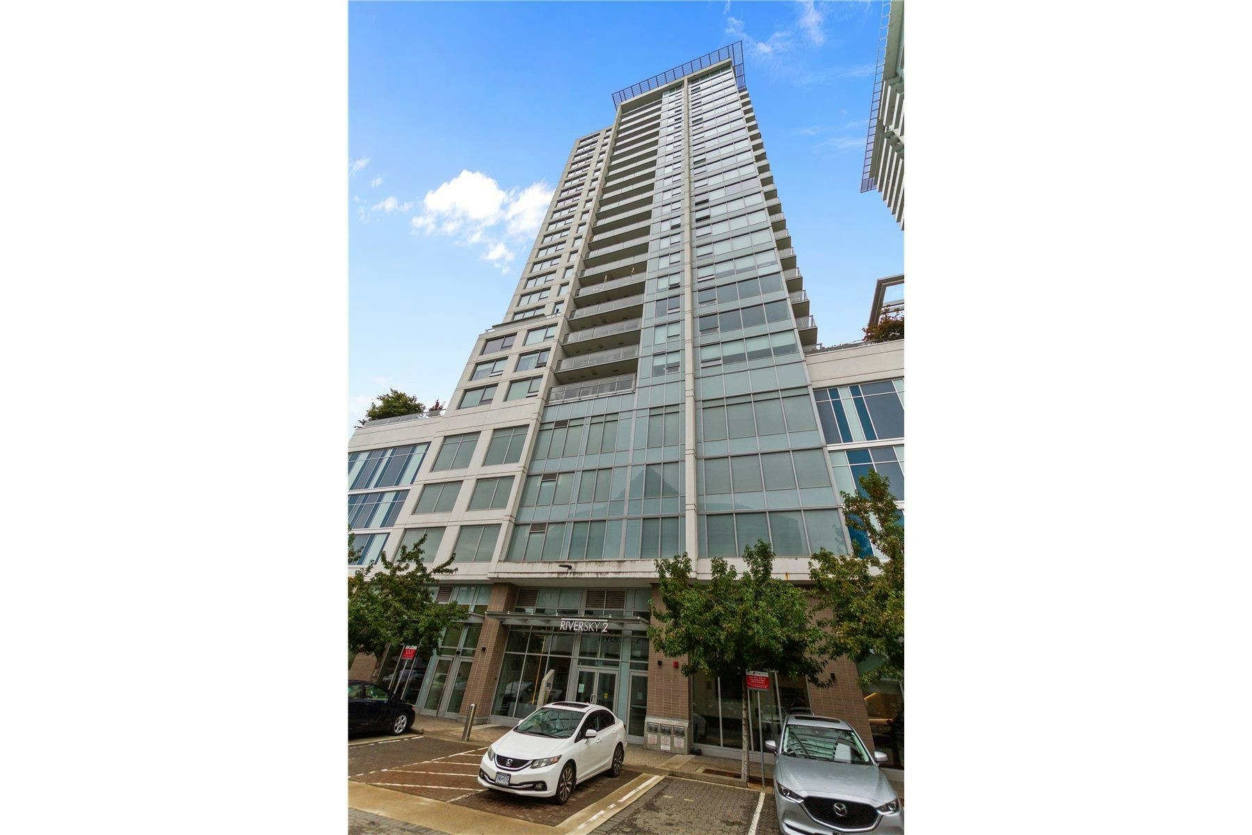 702-988 Quayside Drive, New Westminster, BC, V3M 0L5
