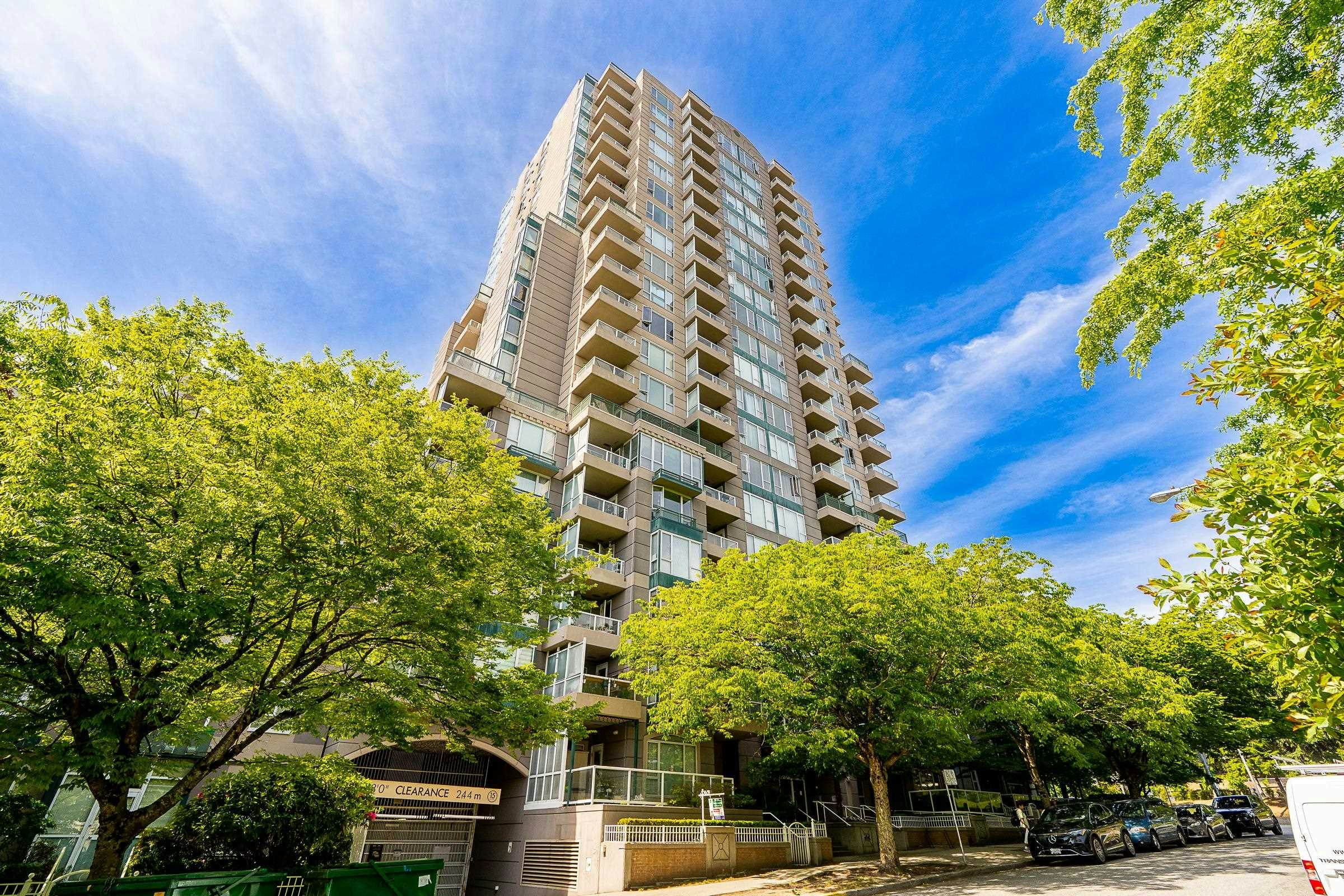 504-5189 Gaston Street, Vancouver, BC, V5R 6C7