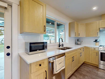 5629 Kingbird Crescent - 5