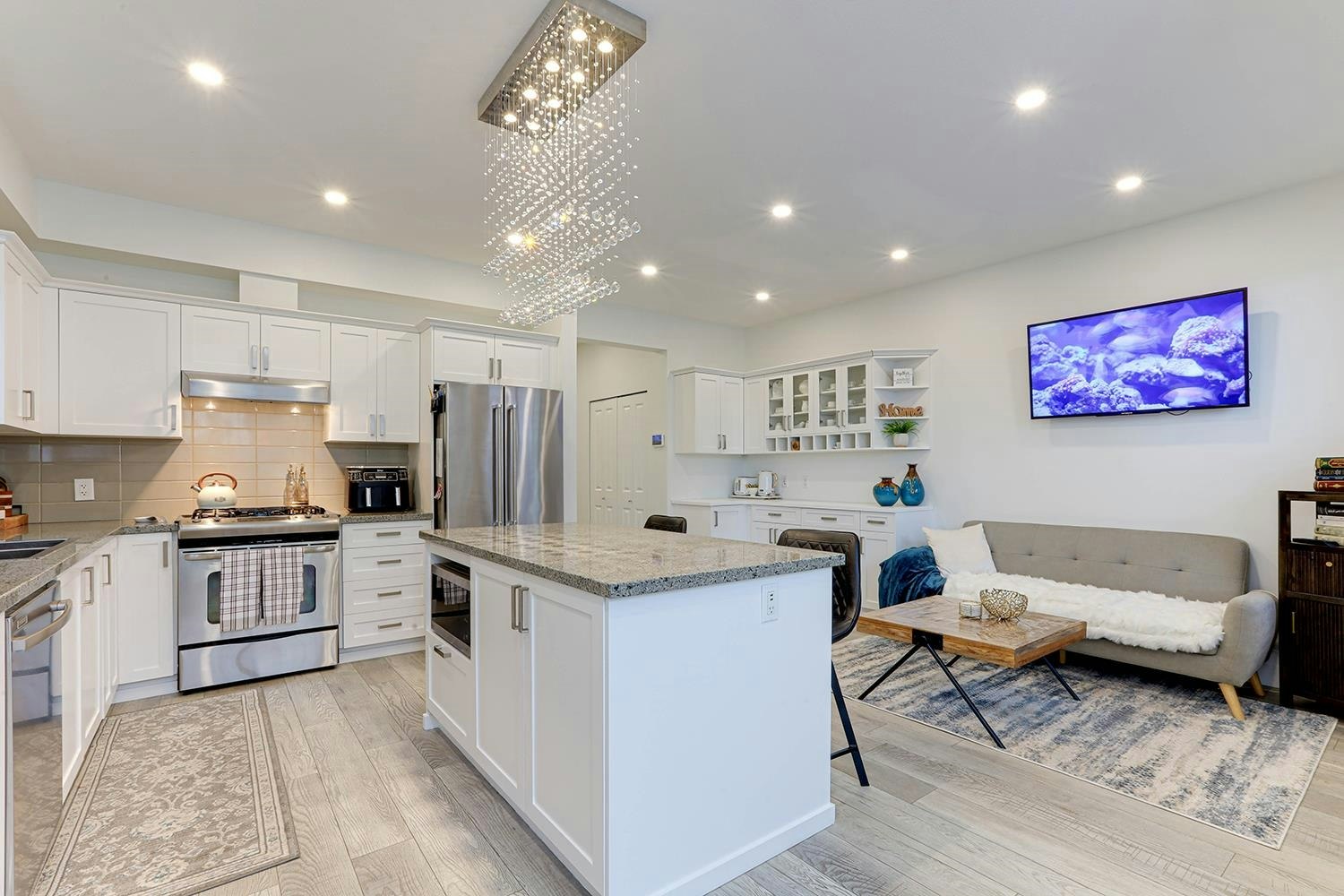 1437 Collins Road, Coquitlam, BC, V3E 0A9