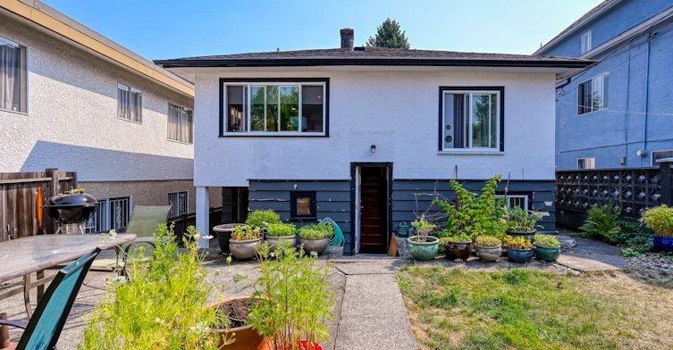 BSMT-1123 Nootka Street, Vancouver, BC, V5K 4E6 - 11