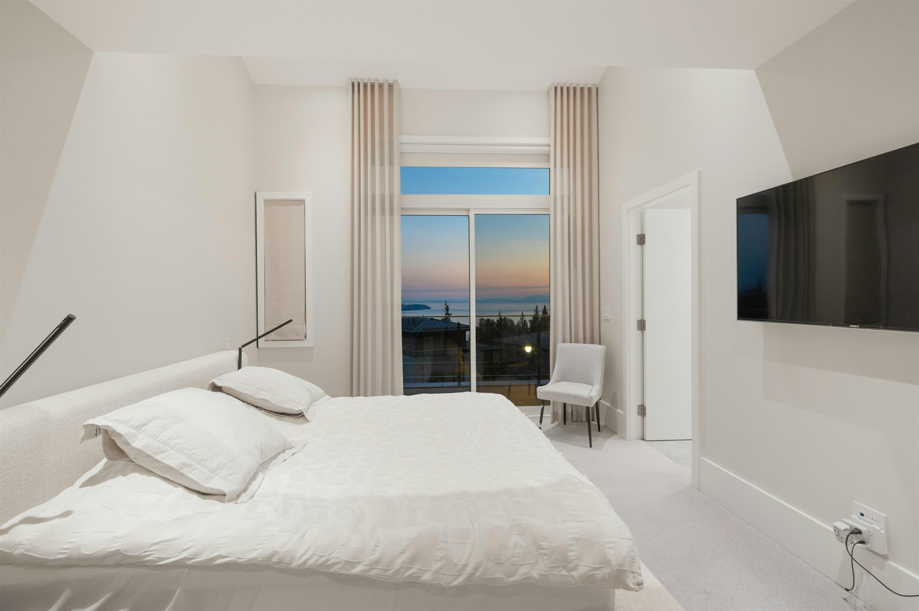 2993 Burfield Place, West Vancouver, BC, V7S 0A9 - 27