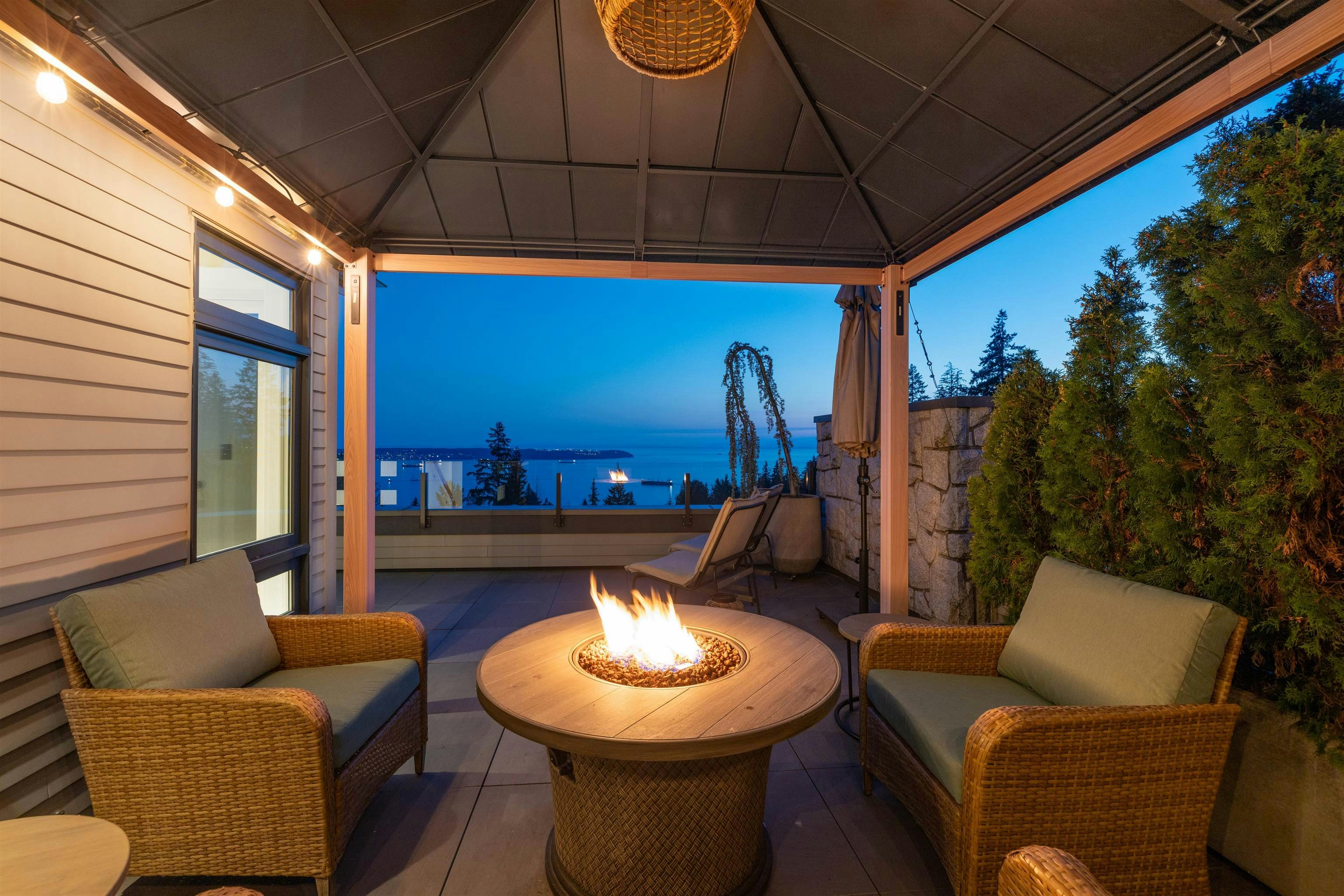 2993 Burfield Place, West Vancouver, BC, V7S 0A9 - 37
