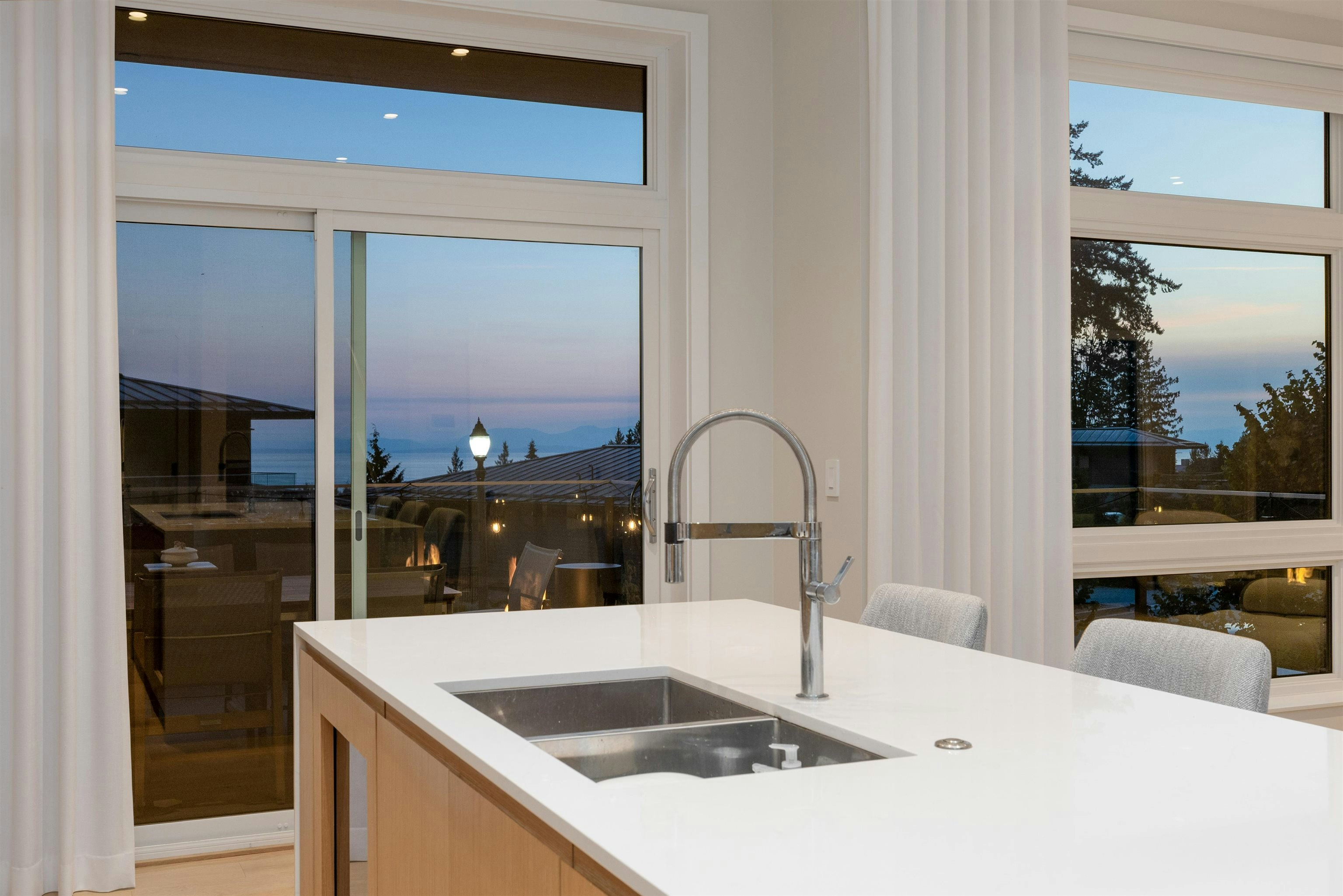 2993 Burfield Place, West Vancouver, BC, V7S 0A9 - 16