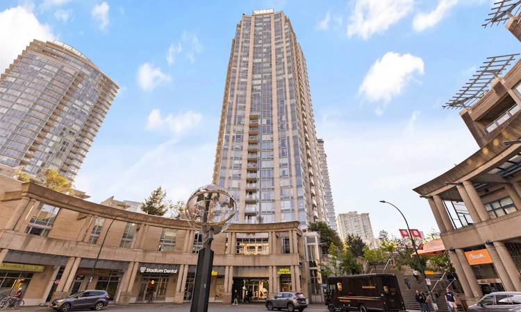 3701-188 Keefer Place
