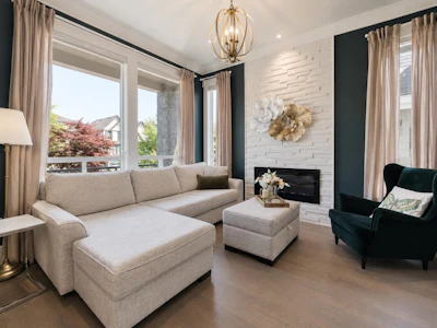 7679 155 Street - 3