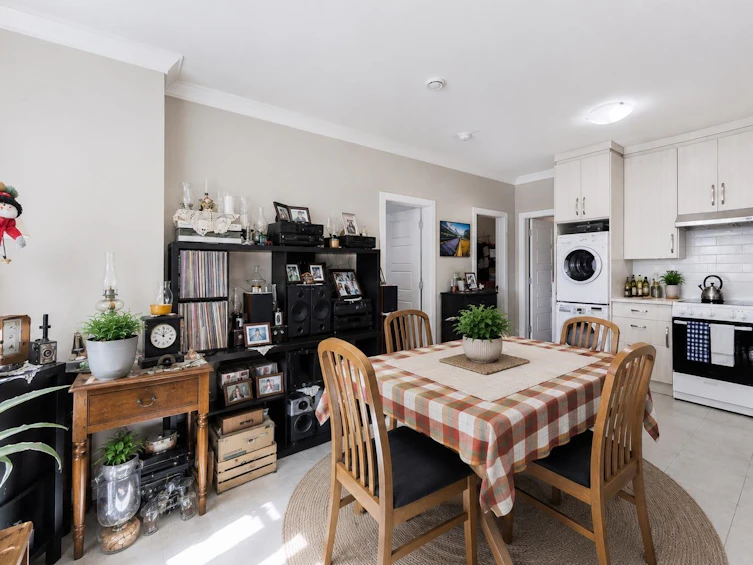 7679 155 Street, Surrey, BC, V3R 9C1 - 34