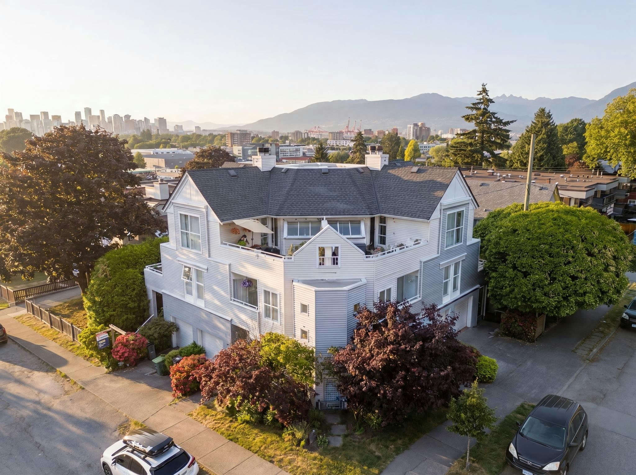 1345 Woodland Drive, Vancouver, BC, V5L 3S4