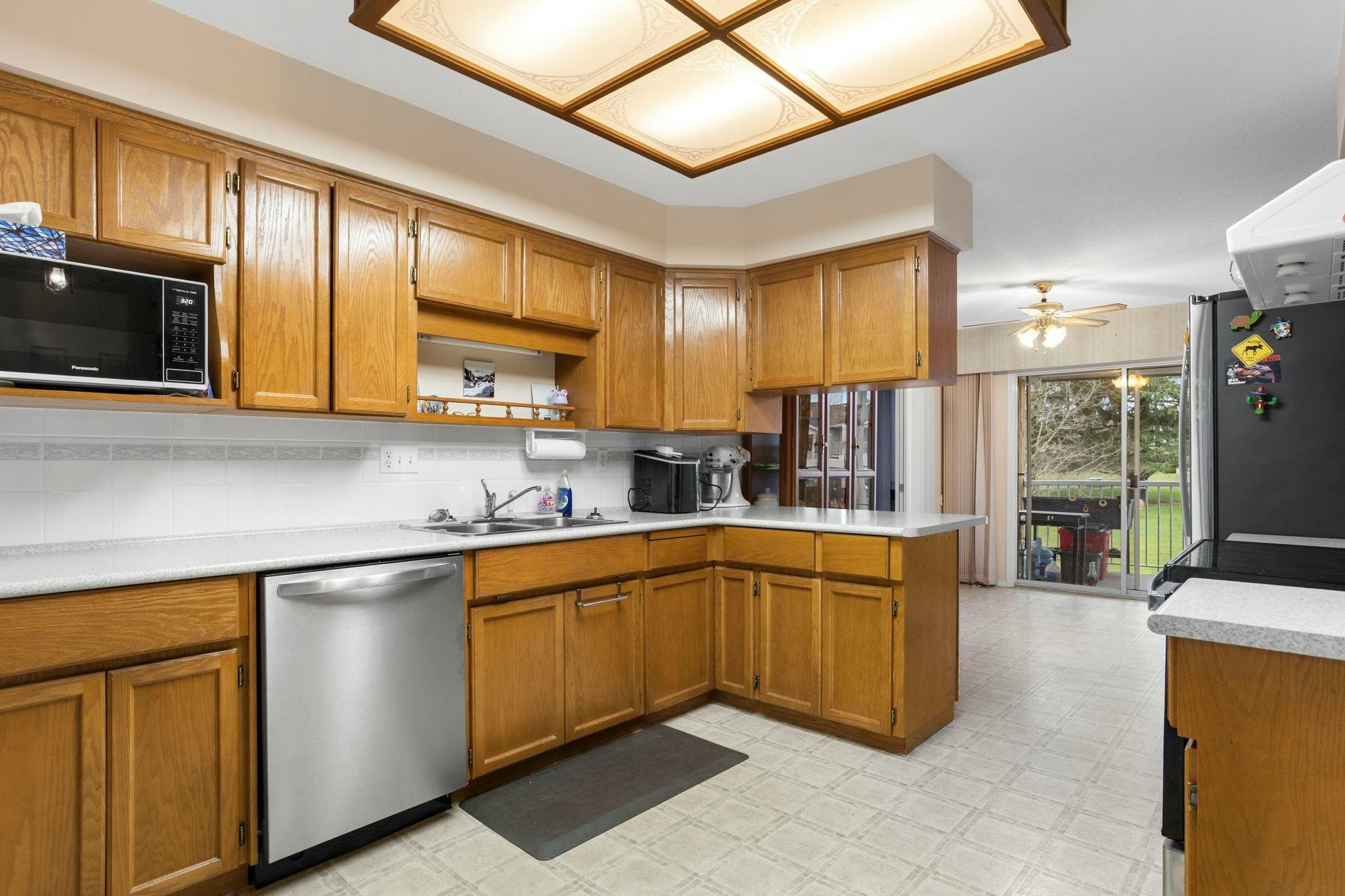 244-32691 Garibaldi Drive, Abbotsford, BC, V2T 5T7 - 8