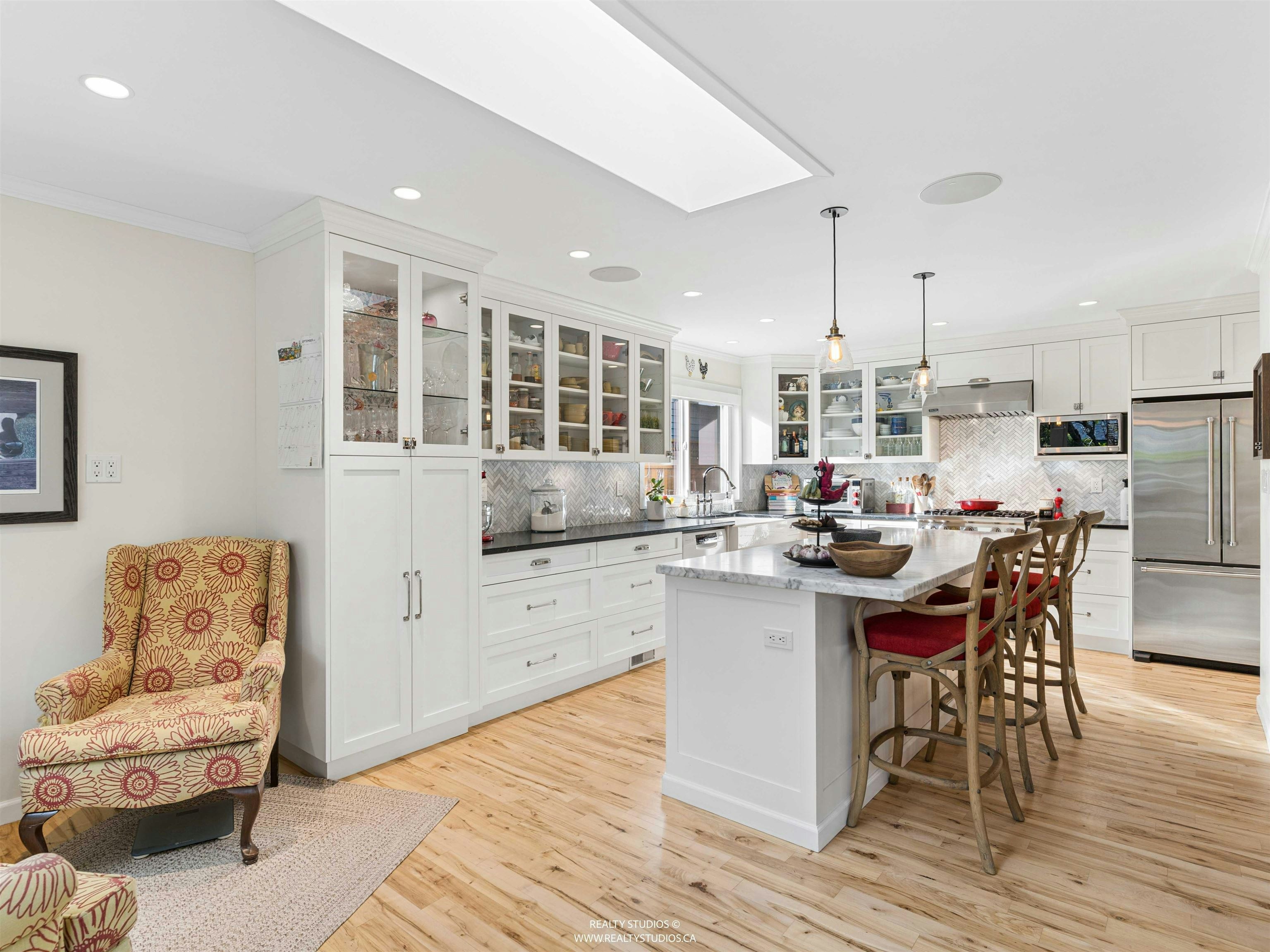 5160 12 Avenue - 5