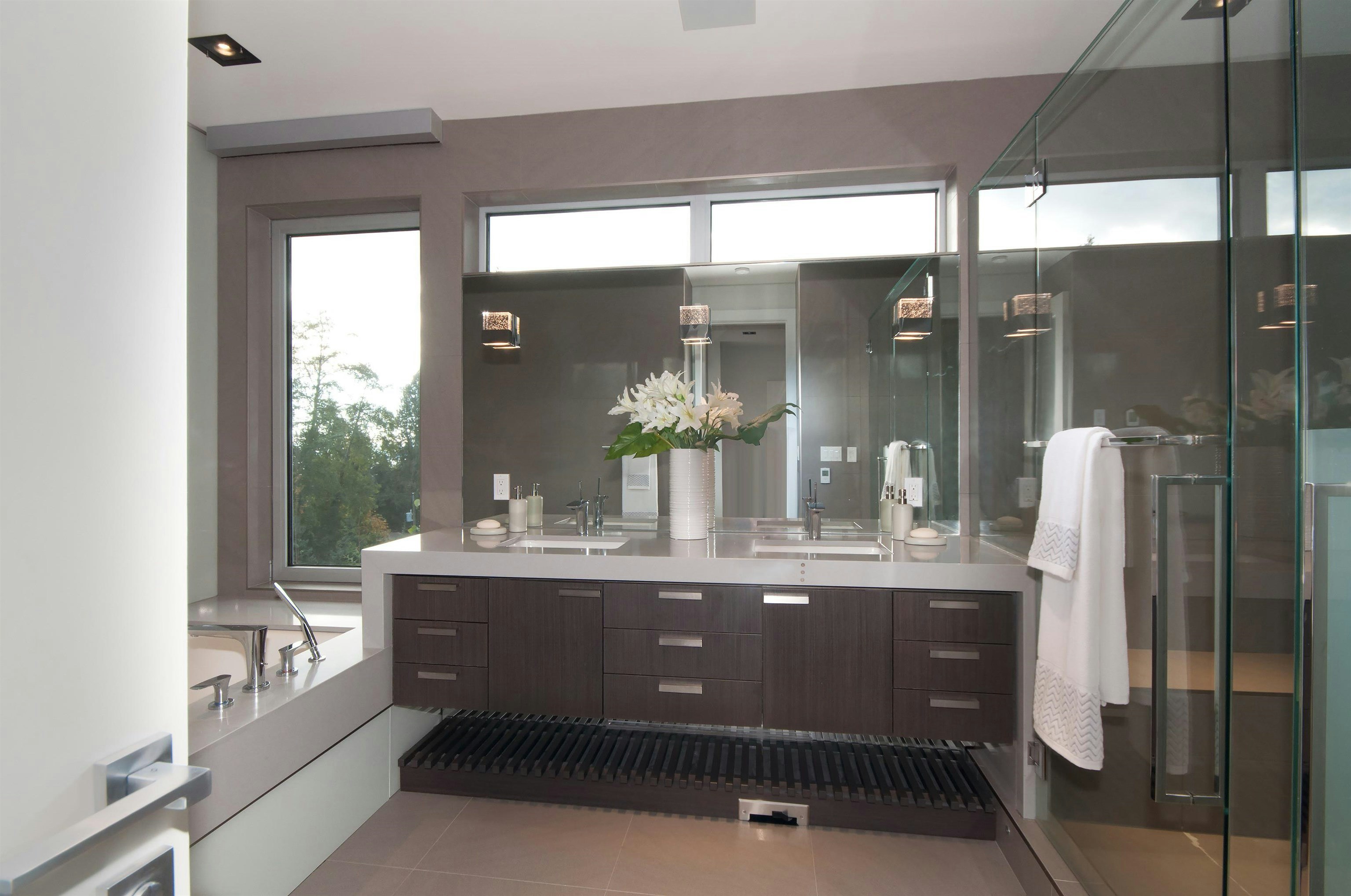 3023 Mathers Avenue, West Vancouver, BC, V7V 2K3 - 22