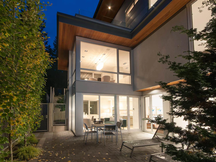 3023 Mathers Avenue, West Vancouver, BC, V7V 2K3 - 38