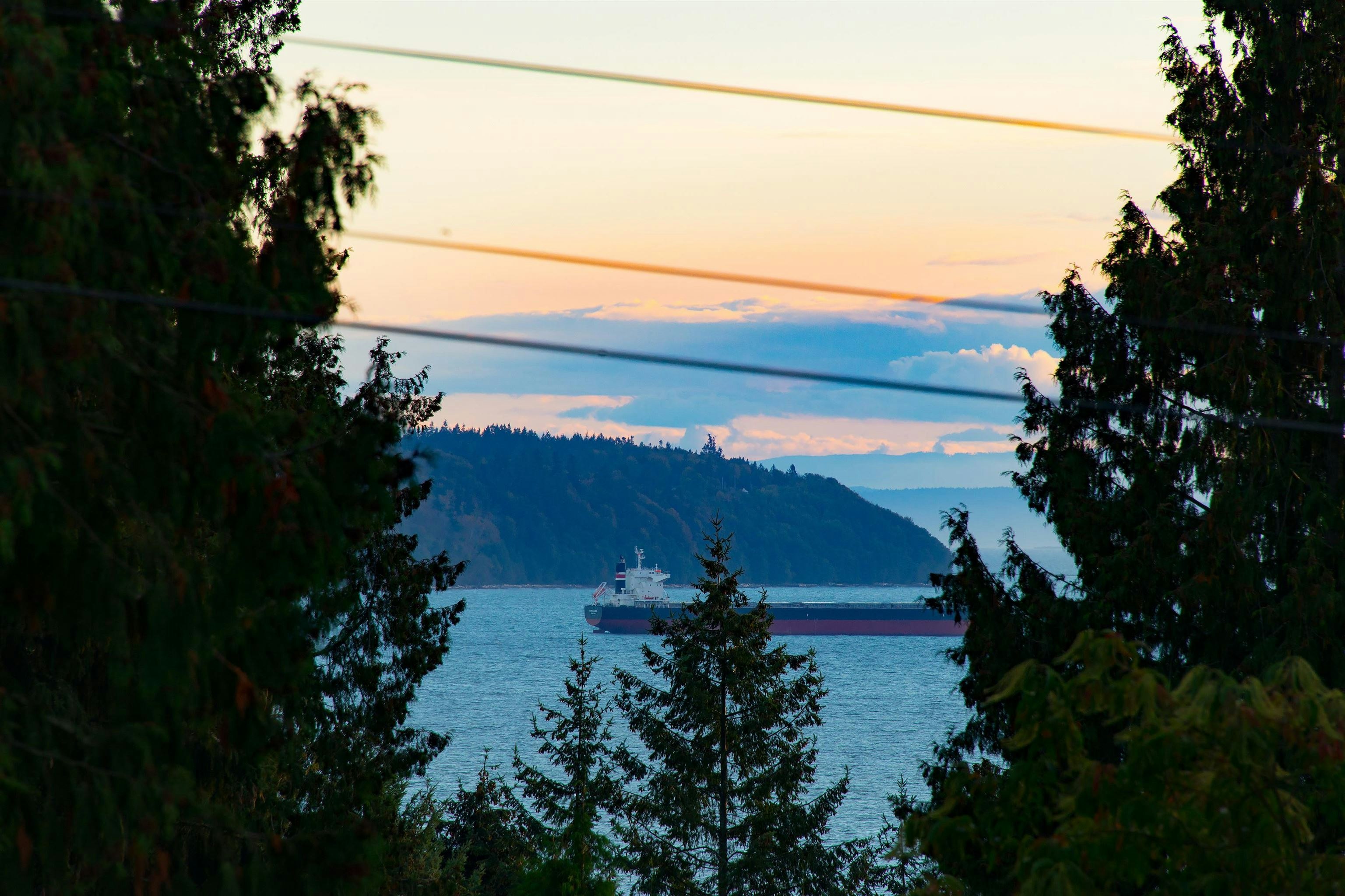 3023 Mathers Avenue, West Vancouver, BC, V7V 2K3 - 7