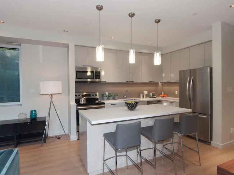 3023 Mathers Avenue, West Vancouver, BC, V7V 2K3 - 33