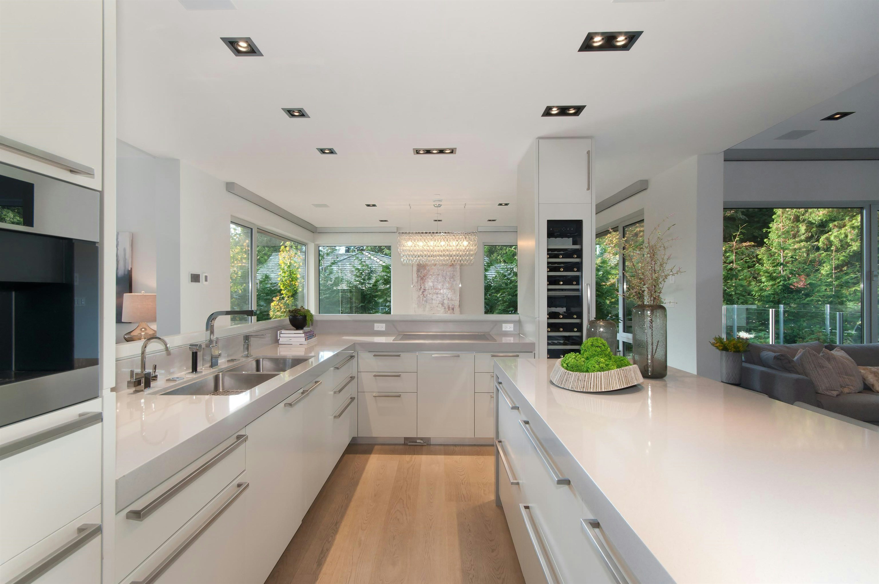 3023 Mathers Avenue, West Vancouver, BC, V7V 2K3 - 14