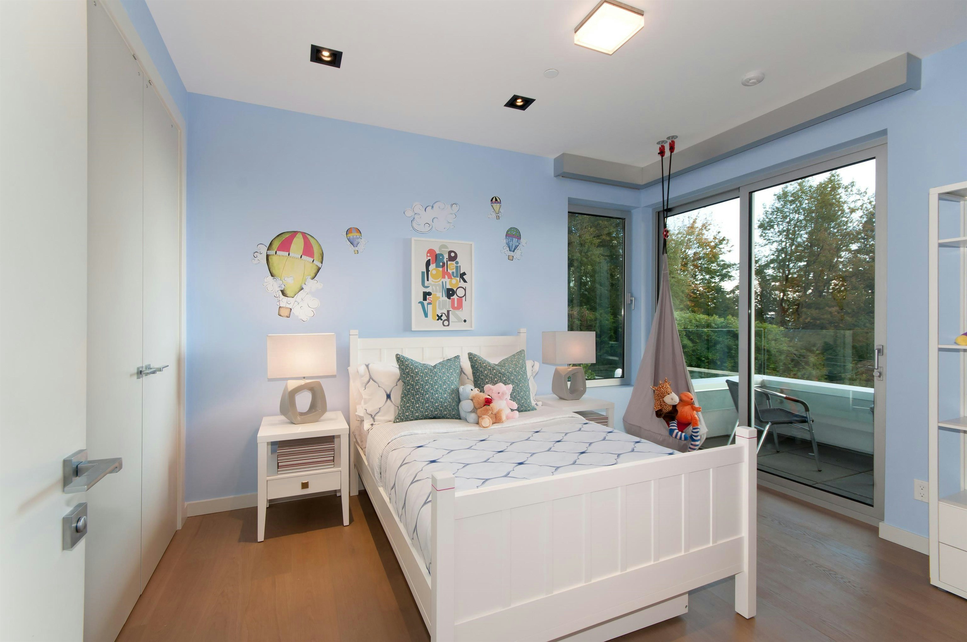 3023 Mathers Avenue, West Vancouver, BC, V7V 2K3 - 30