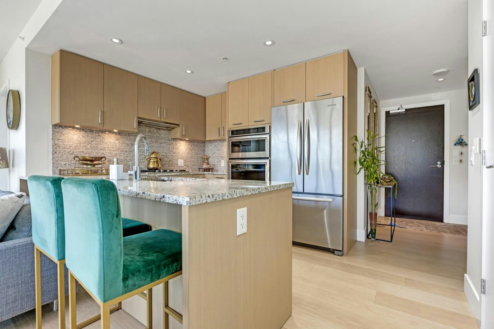 1401-150 W 15th Street, North Vancouver, BC, V7M 0C4 - 2