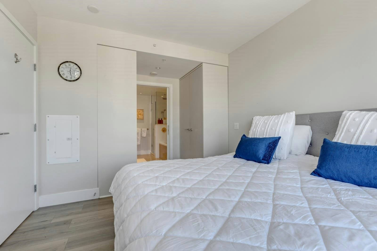 1401-150 W 15th Street, North Vancouver, BC, V7M 0C4 - 14