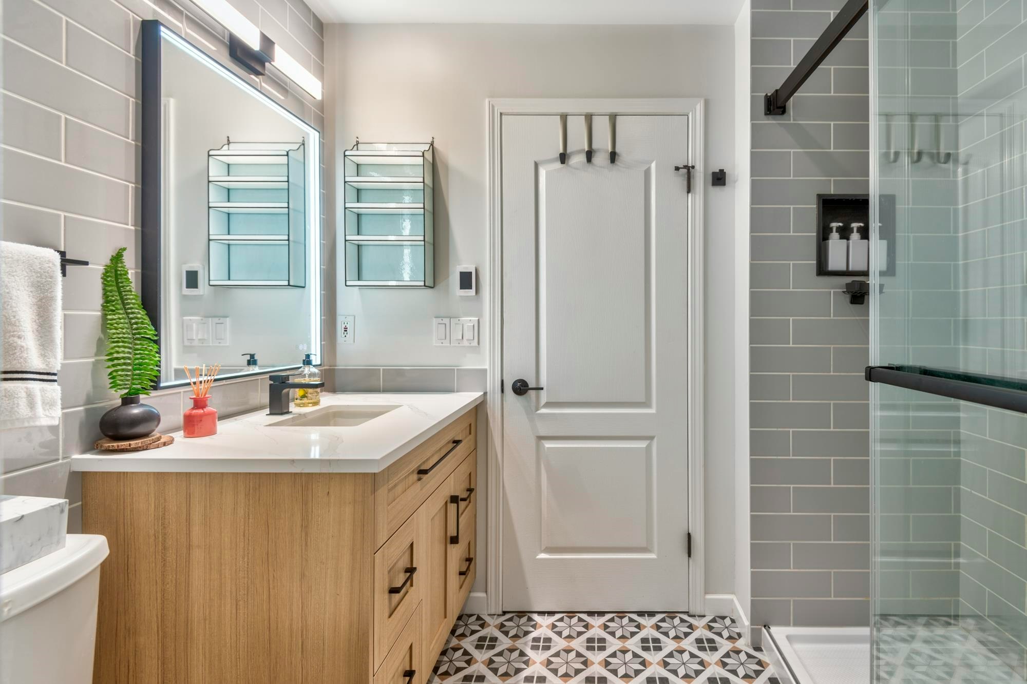 202-1928 Nelson Street, Vancouver, BC, V6G 1N2 - 18