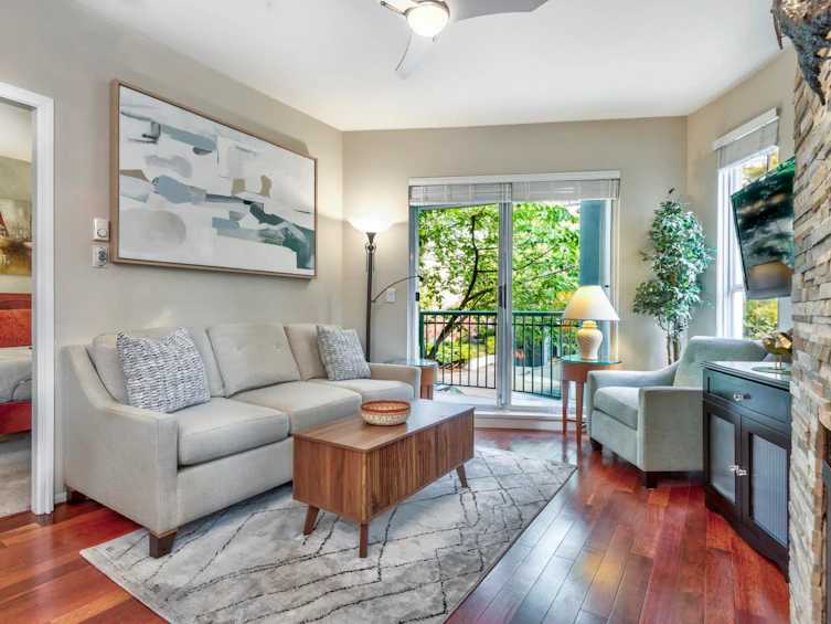 202-1928 Nelson Street, Vancouver, BC, V6G 1N2 - 3