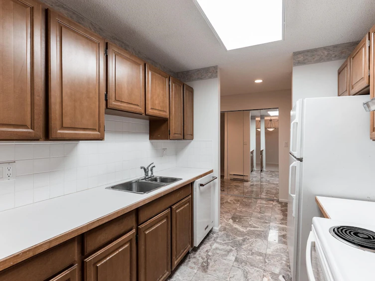106-333 Wethersfield Drive, Vancouver, BC, V5V 2S4 - 11