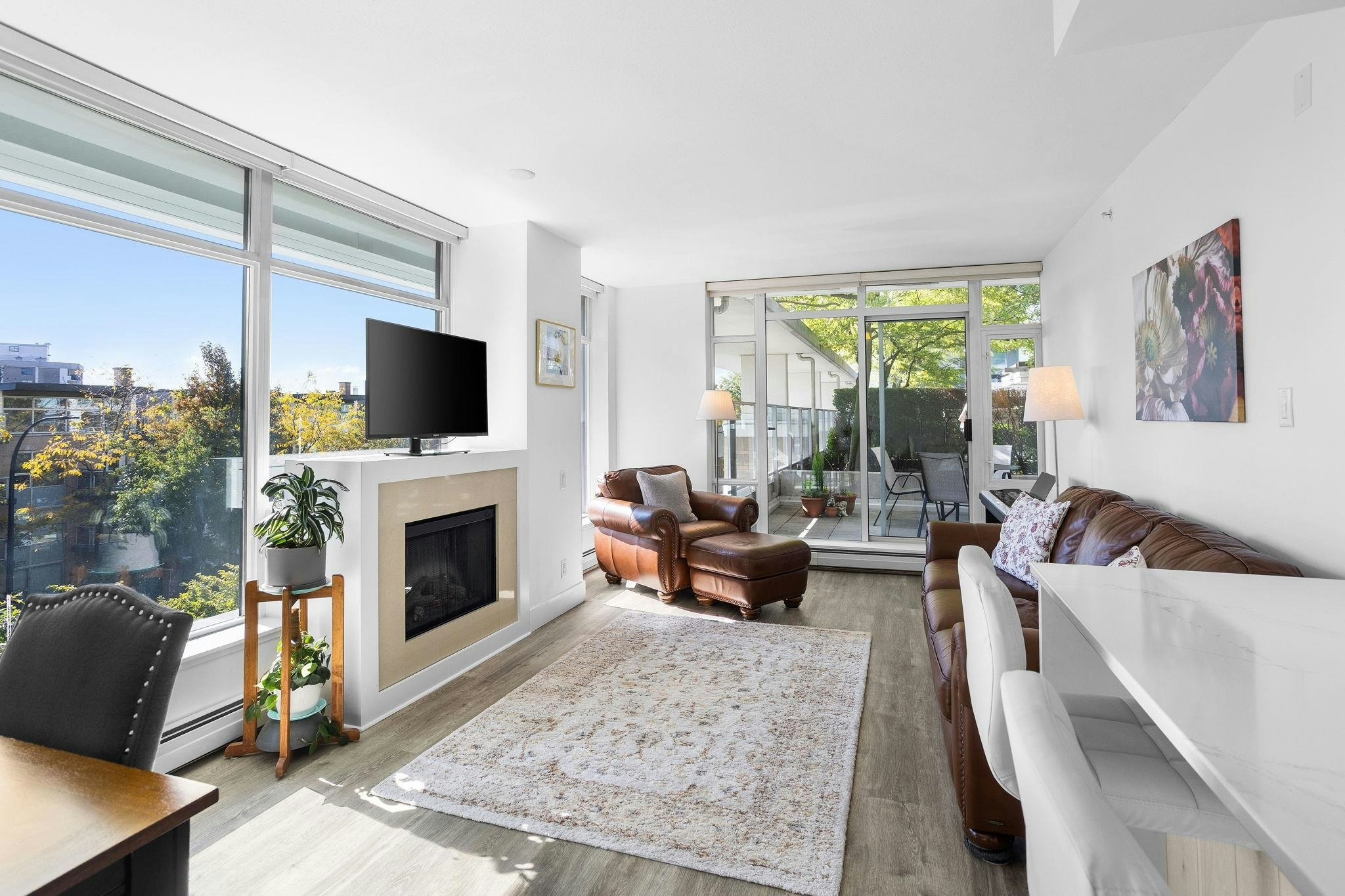 306-158 W 13th Street, North Vancouver, BC, V7M 0A7 - 9