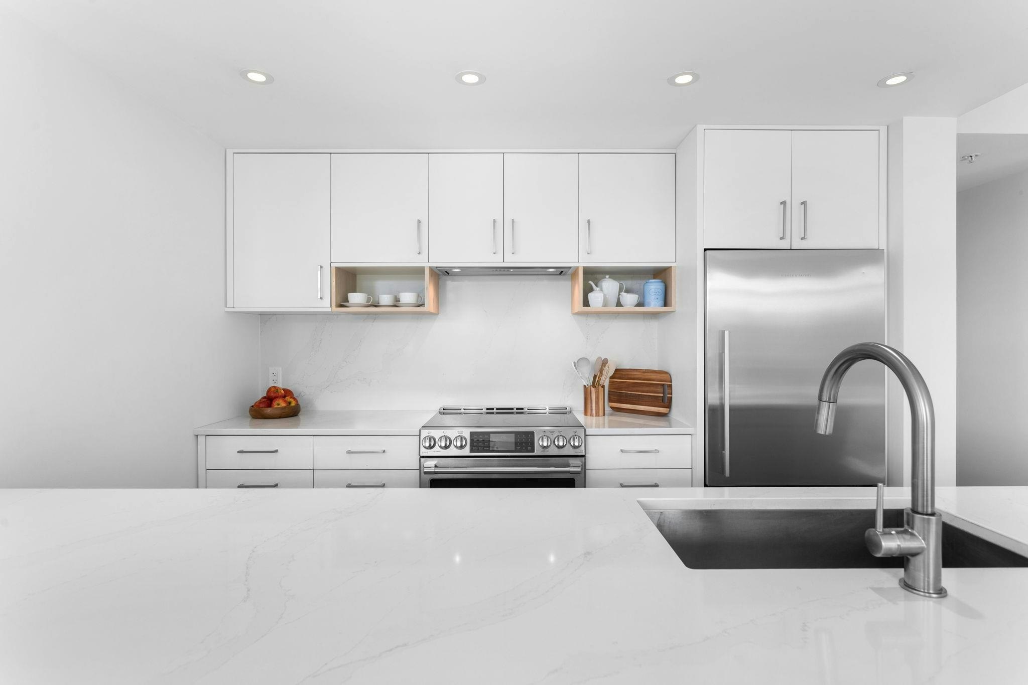 306-158 W 13th Street - 5