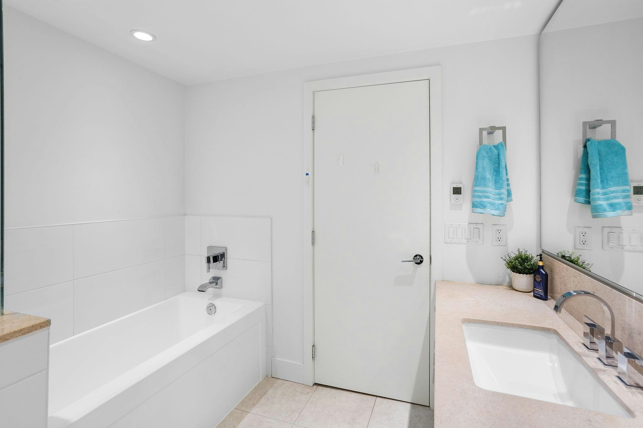 306-158 W 13th Street, North Vancouver, BC, V7M 0A7 - 21
